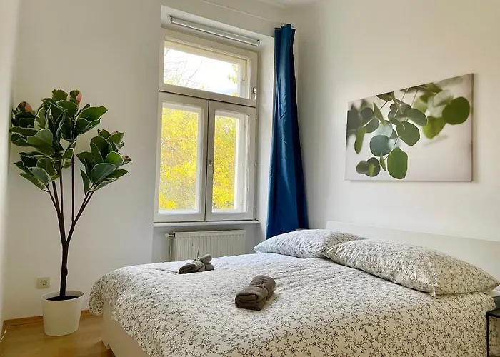 100m2 Flat With Balcony Near Mariahilferstrasse - Free Parking * Vienna